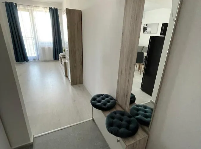 Vys Mamaia Nord 公寓