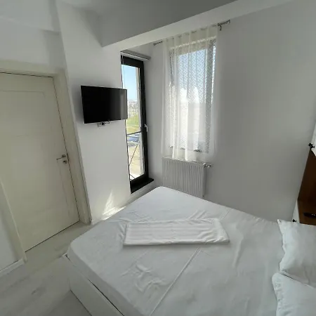 Vys Mamaia Nord * ナボダリ